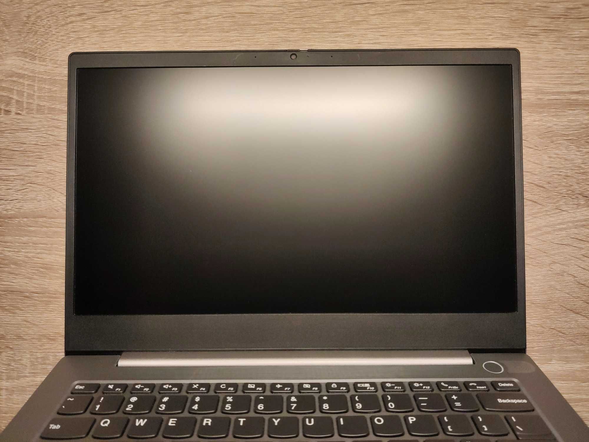 Zadbany laptop Lenovo ThinkBook 14 - 16GB RAM SSD Win11 THINKPAD