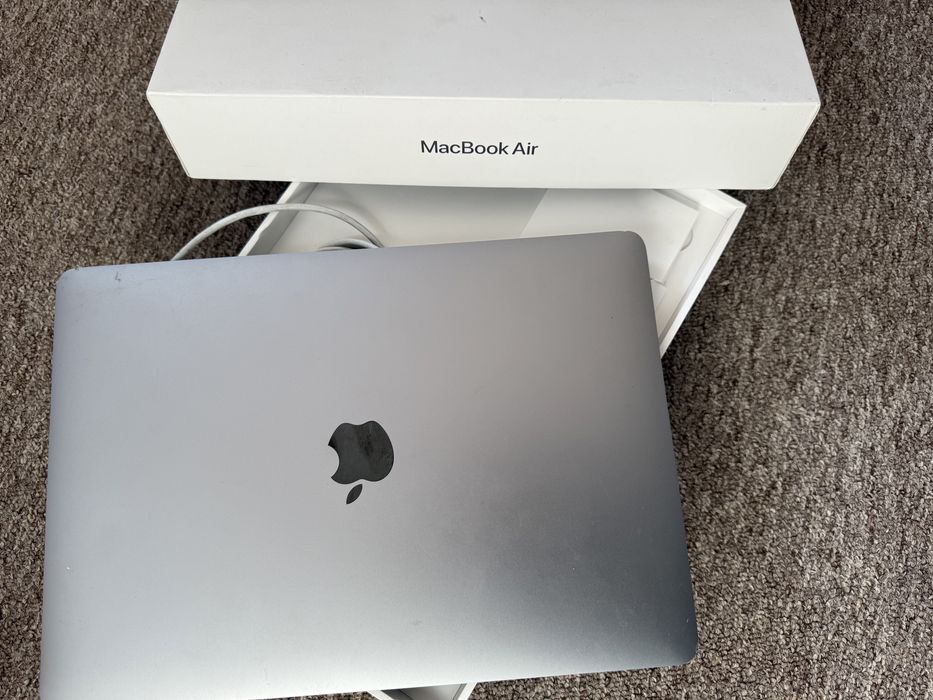 Macbook air 13 M1 8gb 266gb ssd space grey коробка комплект 400$