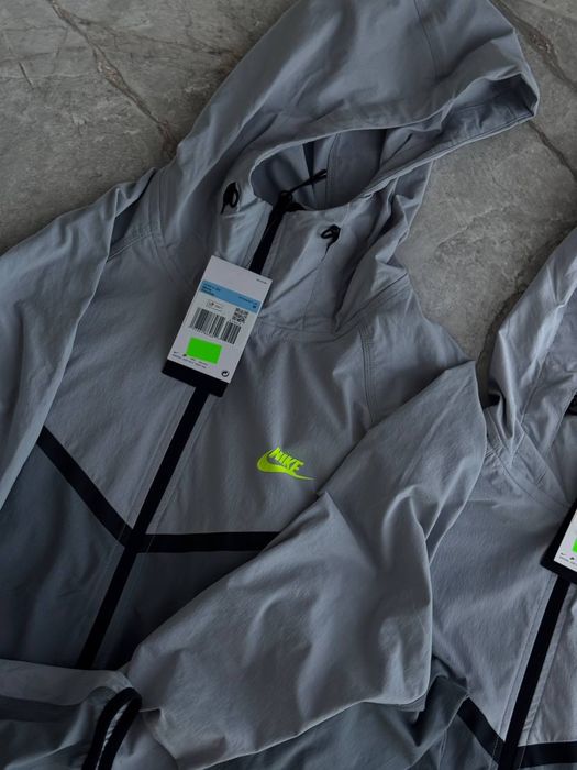 Кофта Nike Tech Woven оригінал ,розмір М