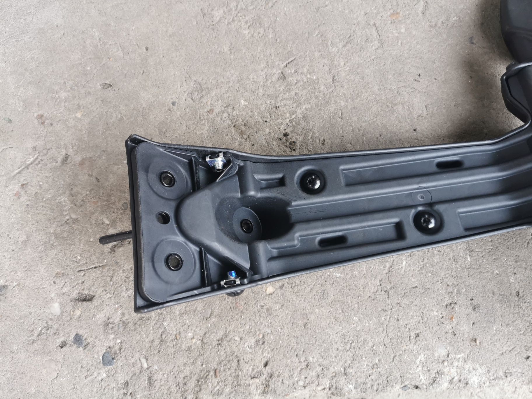 Tylny błotnik z kierunkami Yamaha YZF R125 Ogon
