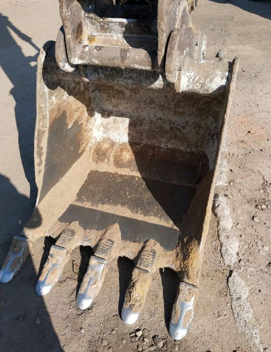 Продам екскаватор CAT