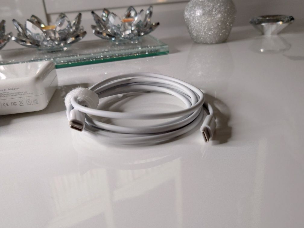 Ładowarka ~90W PD przewód USB-C/USB-C do notebooka laptopa