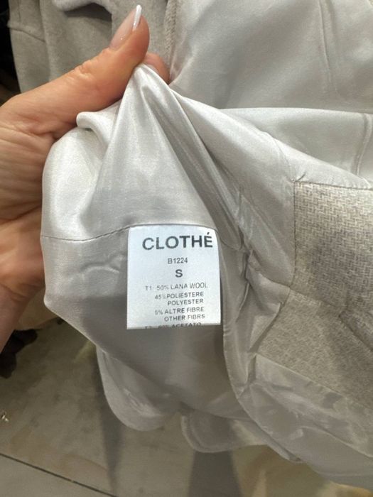 Пальто піджак з натуральноі шерсті ітплійського бренду Clothe Клозе