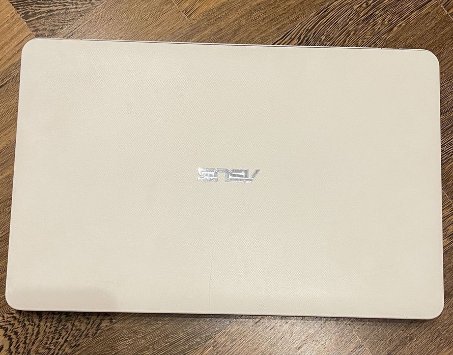Ноутбук Asus x751s