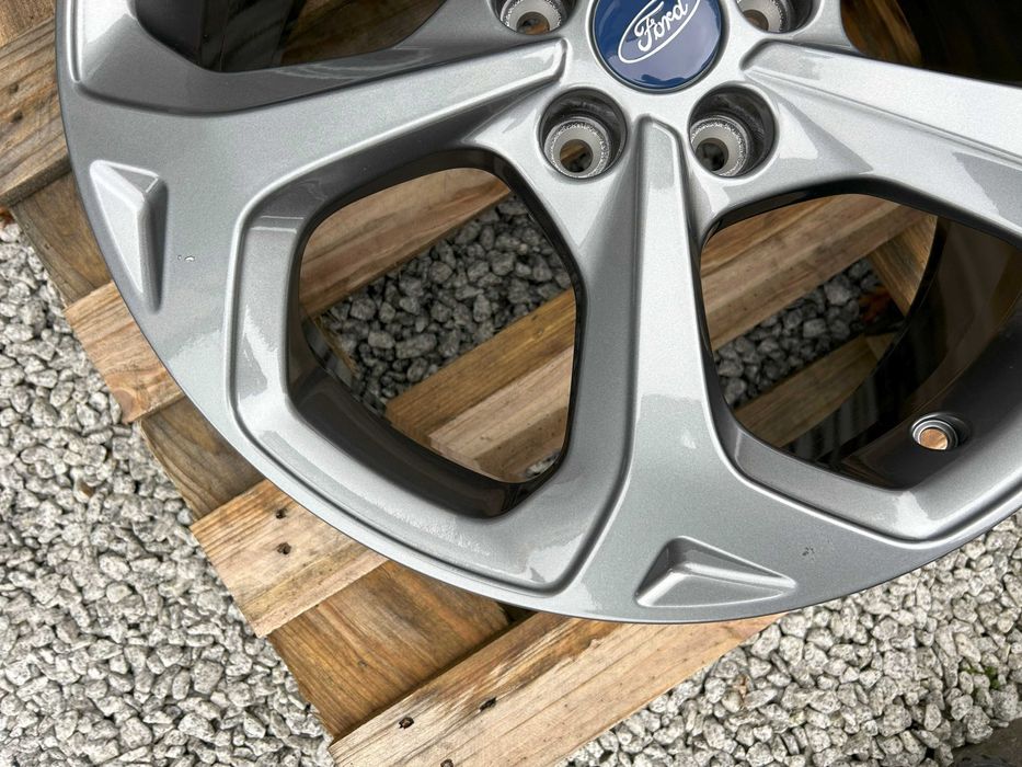 Oryginalne felgi aluminiowe 18 5x108 Ford C-Max Focus Mondeo Kuga Tour