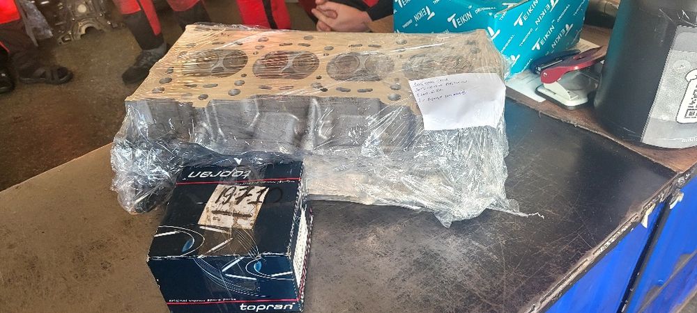 Головка блоку циліндрів Mazda 626, 16кл.