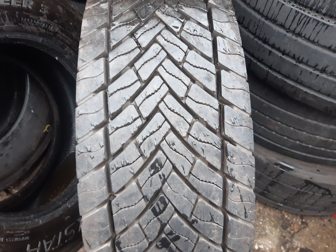 Opoma 315/70r22.5 Goodyear KMax D