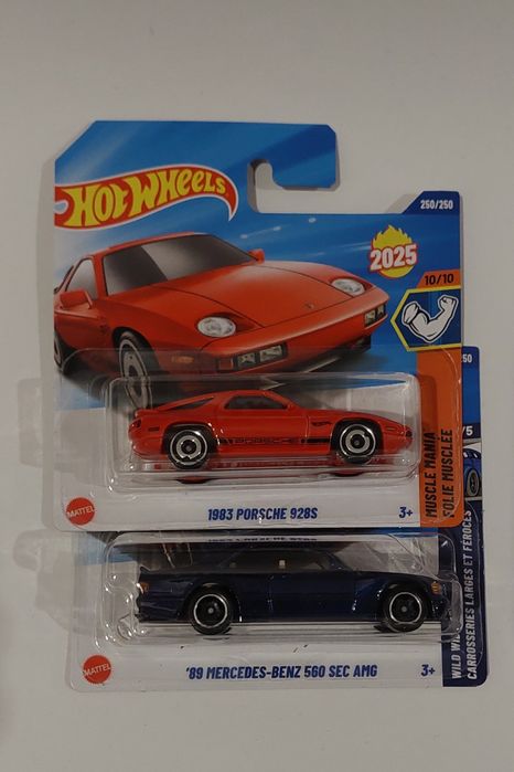 Hot wheels variados