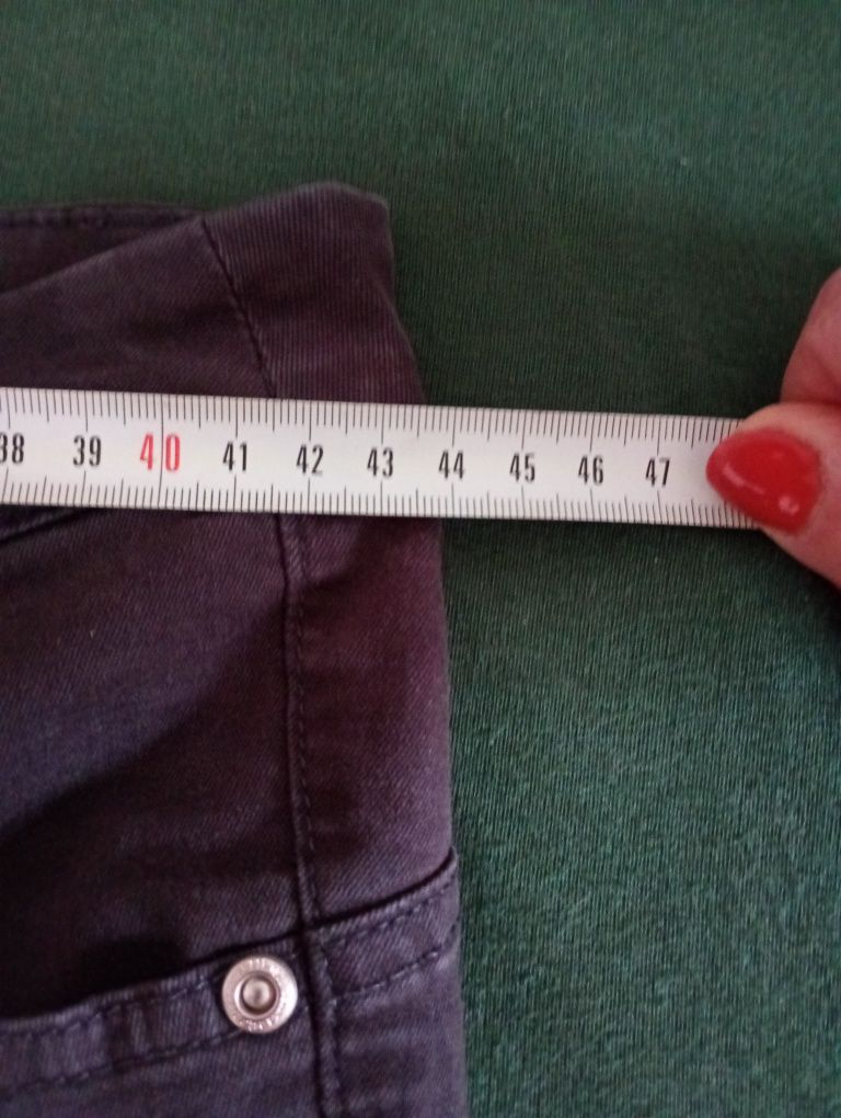 Spodnie jeansowe rozmiar L/XL