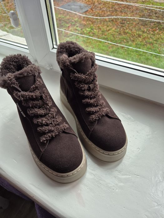 Сапожки нові 41р