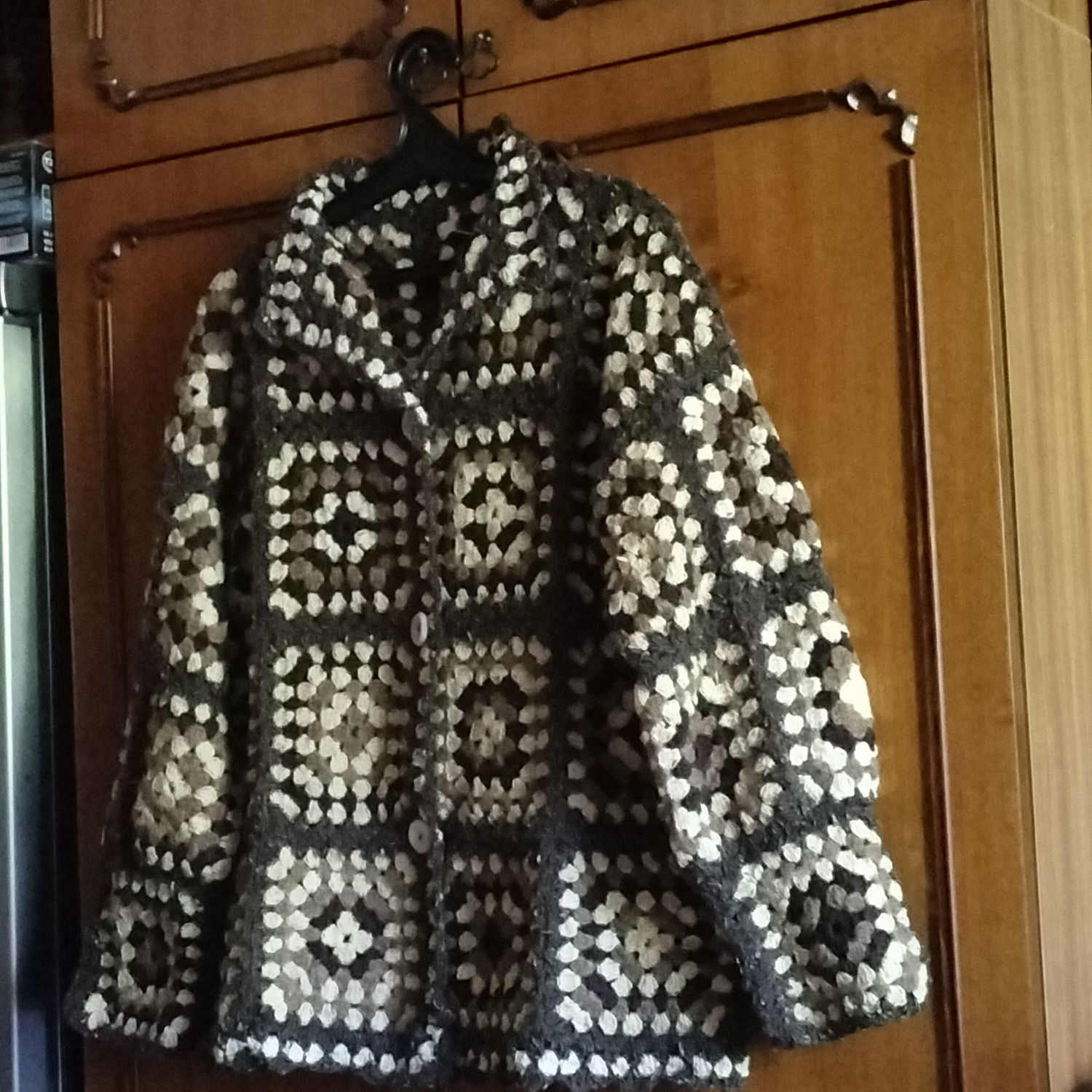 Вязаный женский кардиган