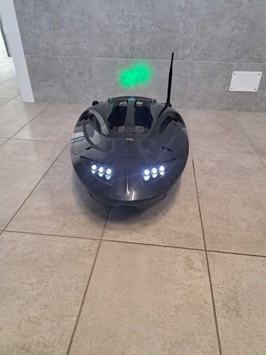 Łódka zanętowa MF L5