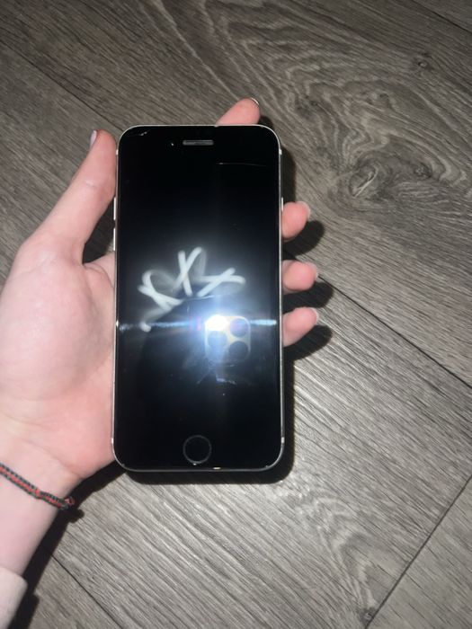 Айфон SE 2020 | 128GB | Neverlock | 96% Акб