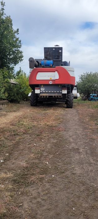 Продам комбаин AKROS 530