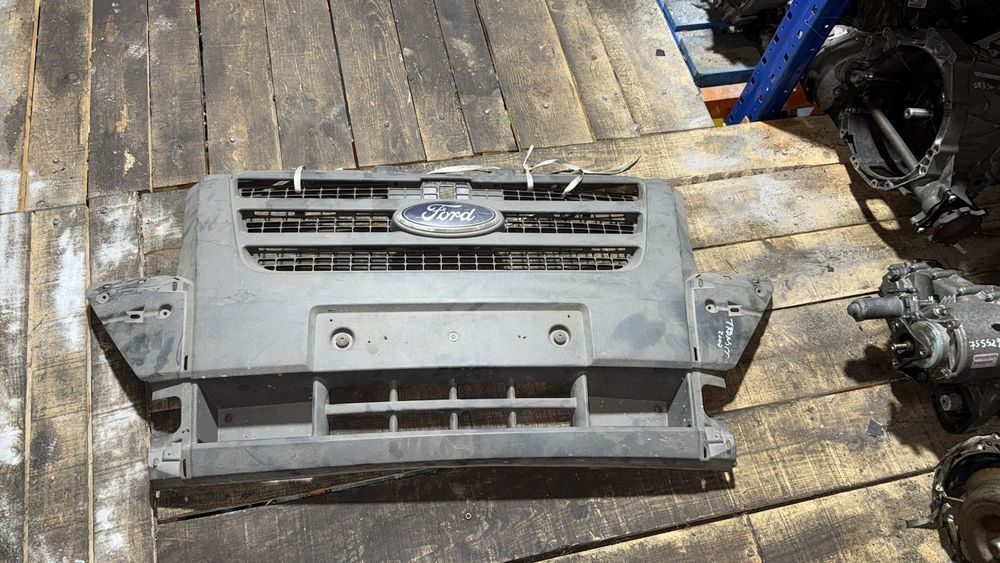 Grelha do Para Choques Ford Transit