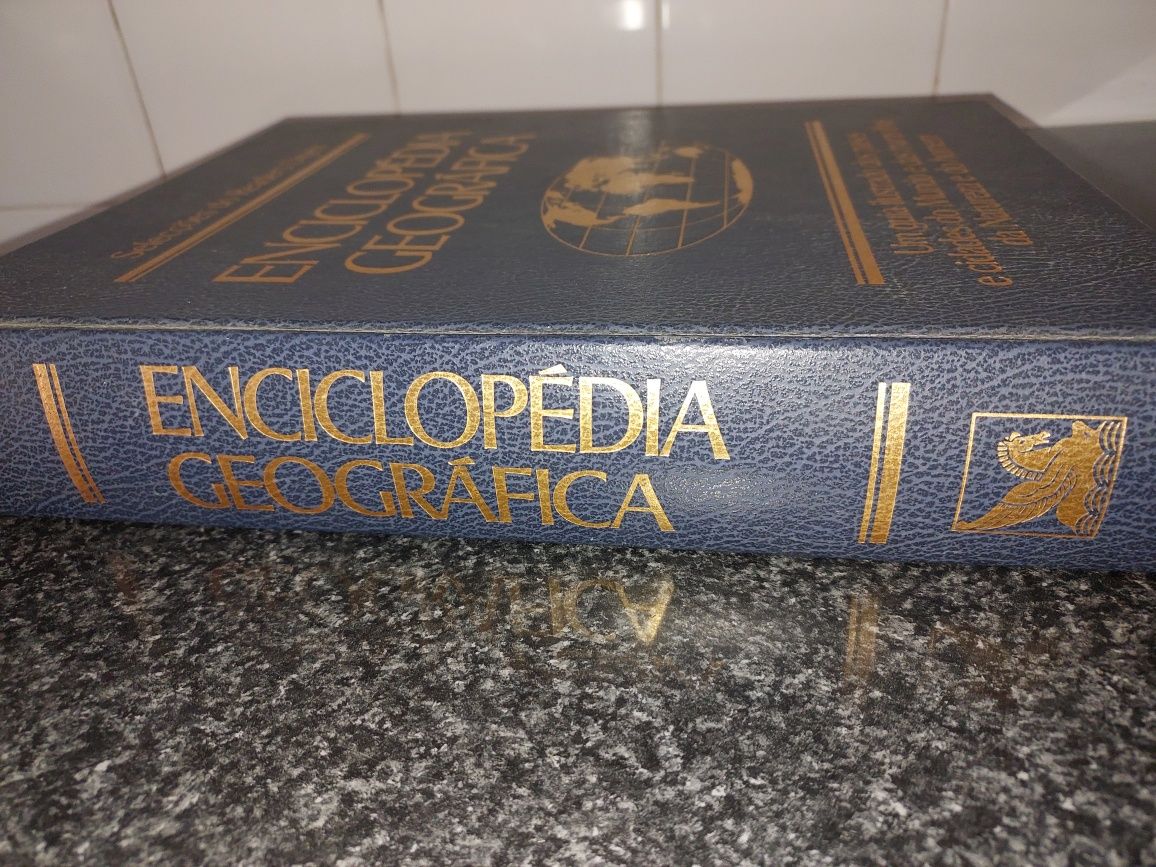 Enciclopédia Geográfica Selecções do Reader's Digest como nova,752 pag