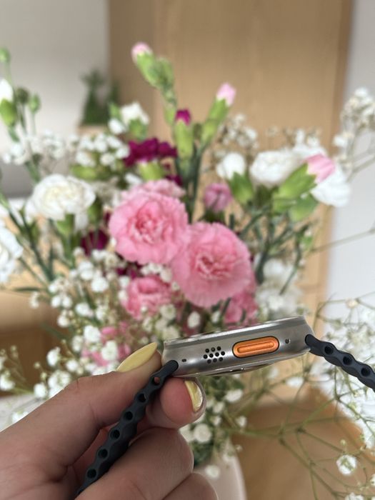 Apple Watch Ultra 2, 49 mm, GPS – Naturalny Tytan bateria 100%