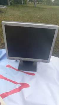 Monitor LCD 16 cali