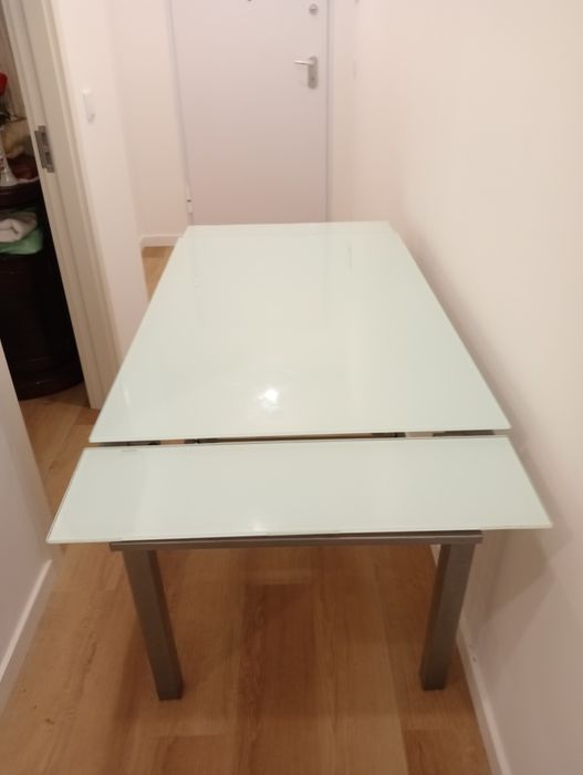 Mesa de sala de vidro