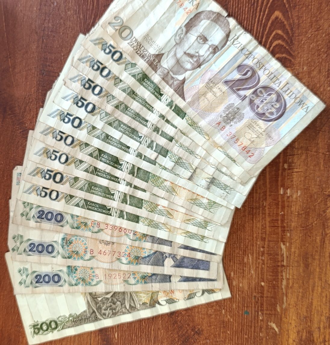 Banknoty polskie z PRL-u.