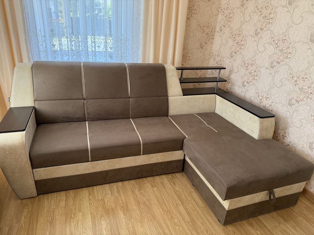 Диван в ідеальному стані