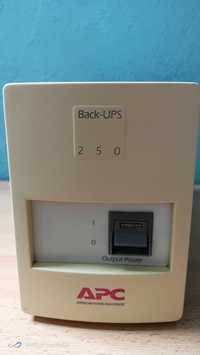 Блок бесперебойного питания UPS APC Back-UPS 250 б/у