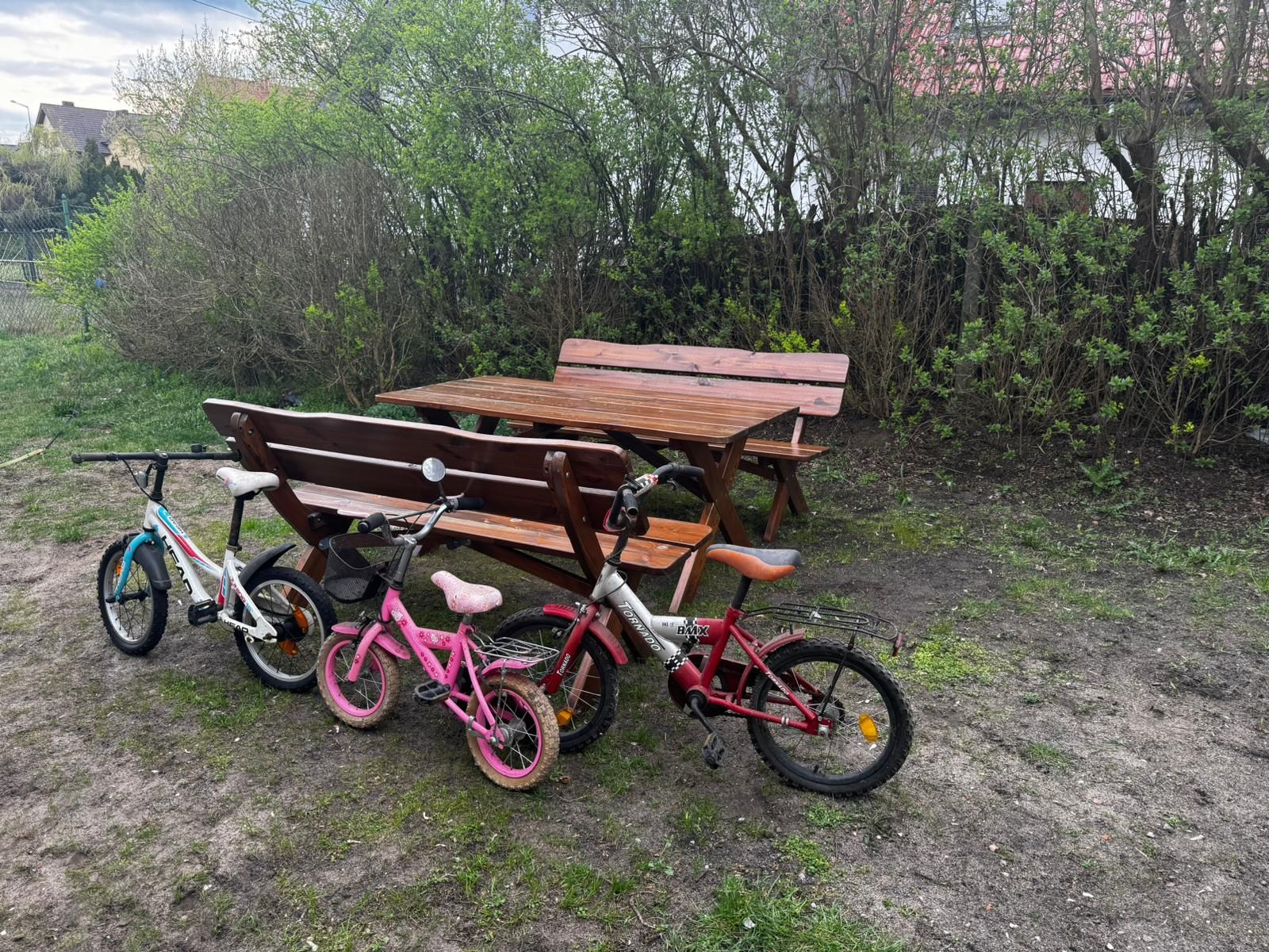 Sprzedam rowerek dziecięcy niebiesko -bialy