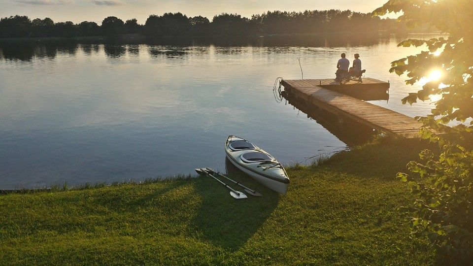 Wolny pokój na majówkę! Prywatna plaża, POKOJE nad jeziorem Serwy, oko