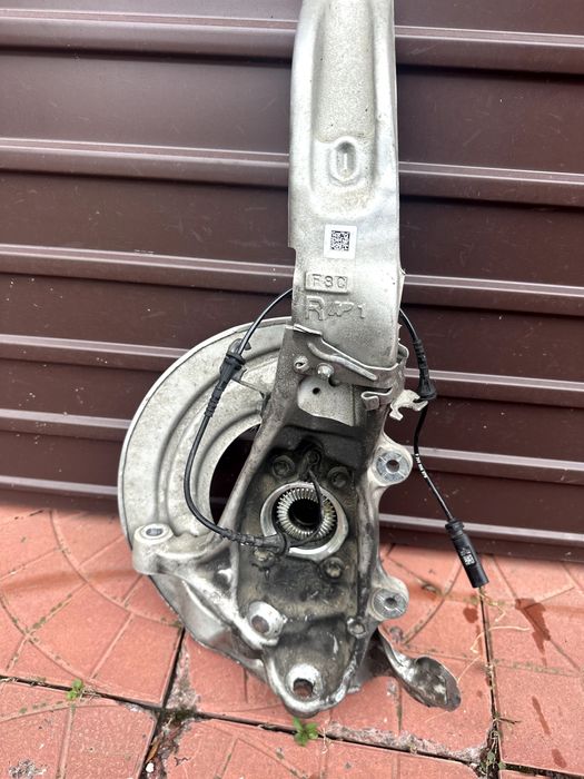 Поворотний кулак, цапфа права на BMW X5 X6 G05 G06