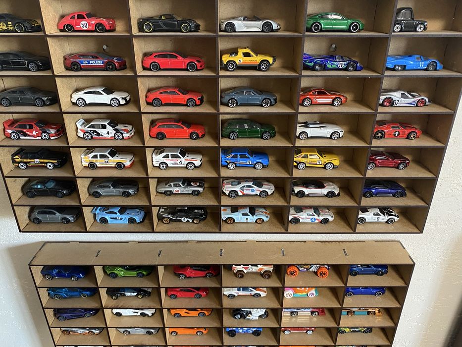 Розпродаж хот вілс