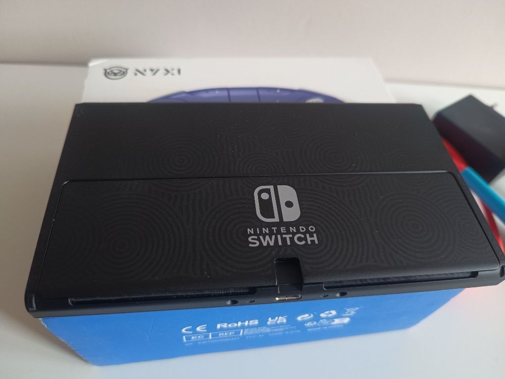 Nintendo Switch Oled Zelda Edition + Nyxi Wizard + dodatki