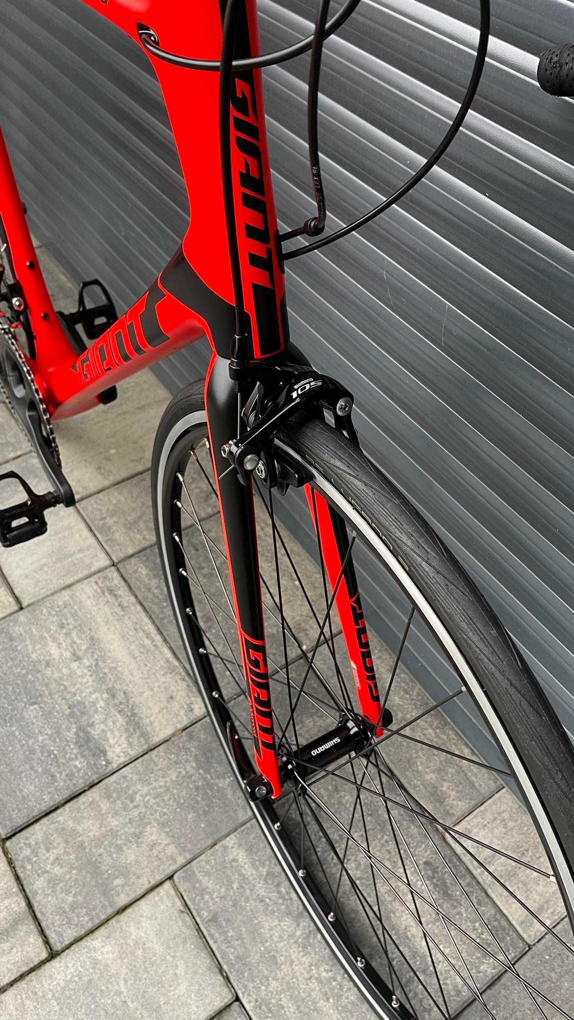Giant Advanced  TCR 2 carbon Shimano 105