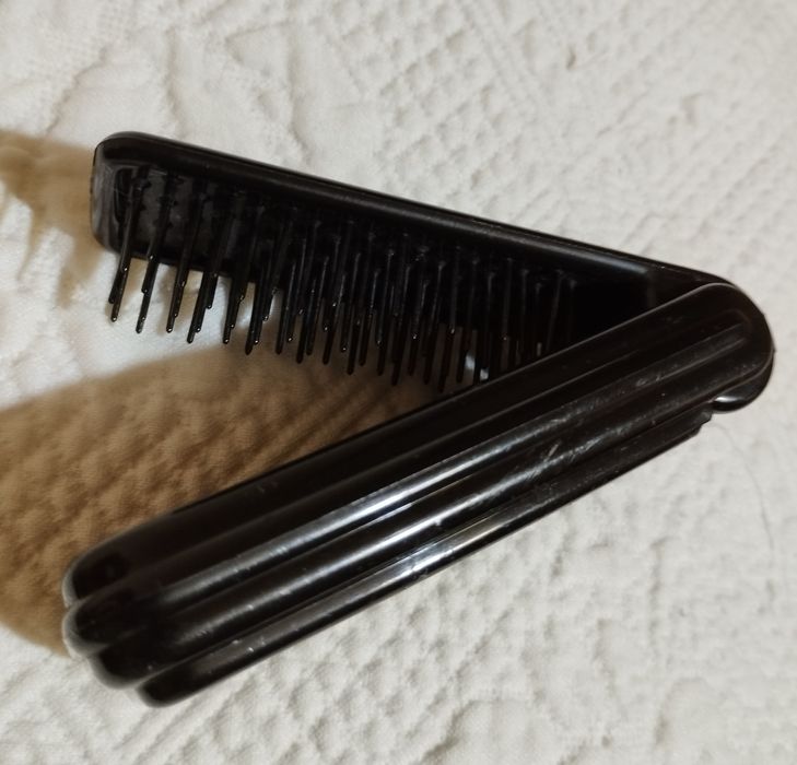 Escova de cabelo de viagem