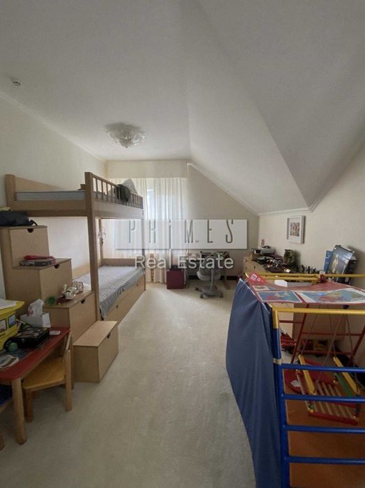 Оренда стильного та сучасного 2-поверхового будинку в Іванковичах