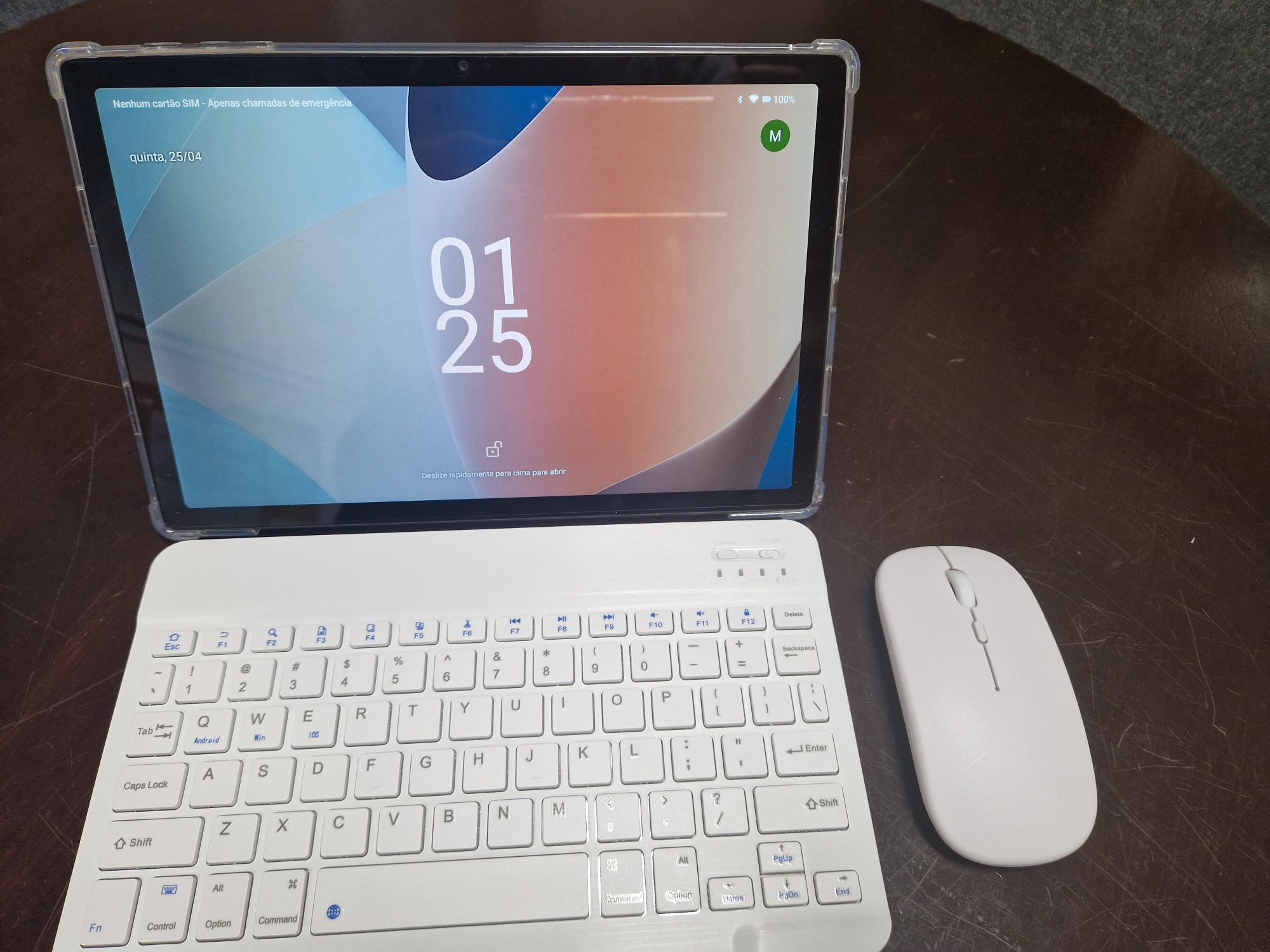 Tablet 2 em 1 teclast T45HD + capa+teclado+rato+pen