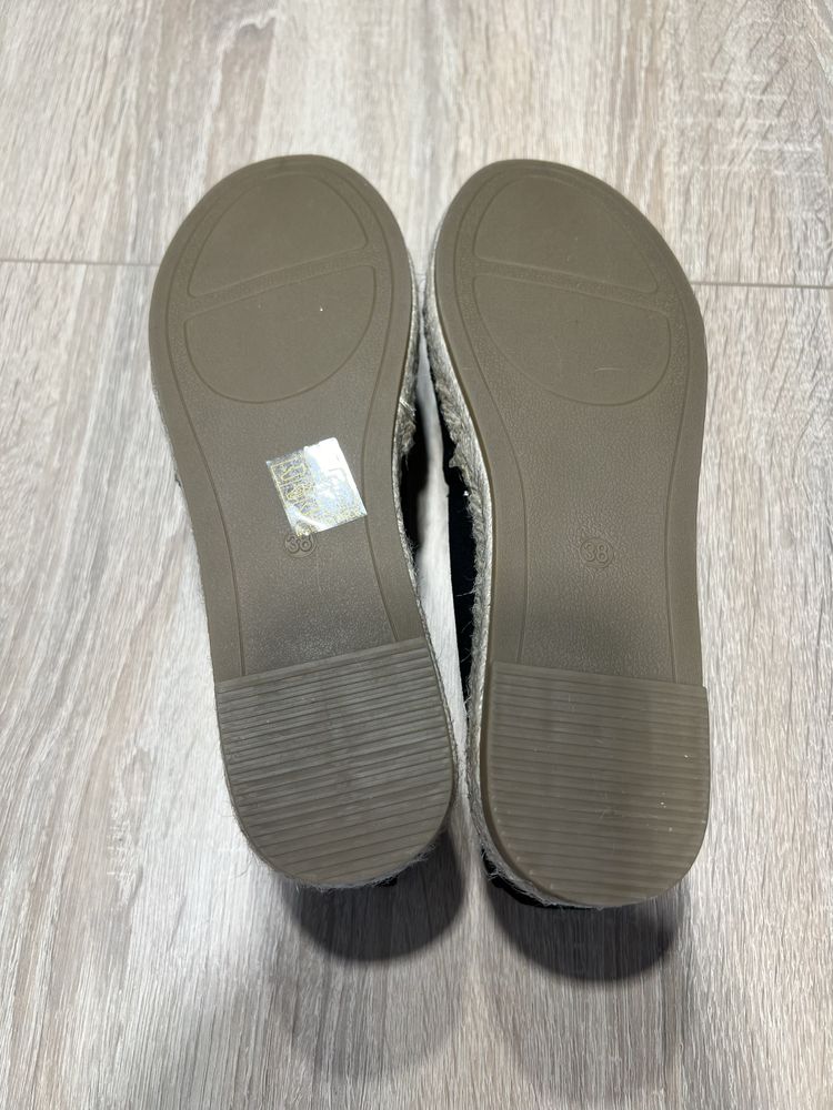 Espadryle łancuch zloto czarny 38