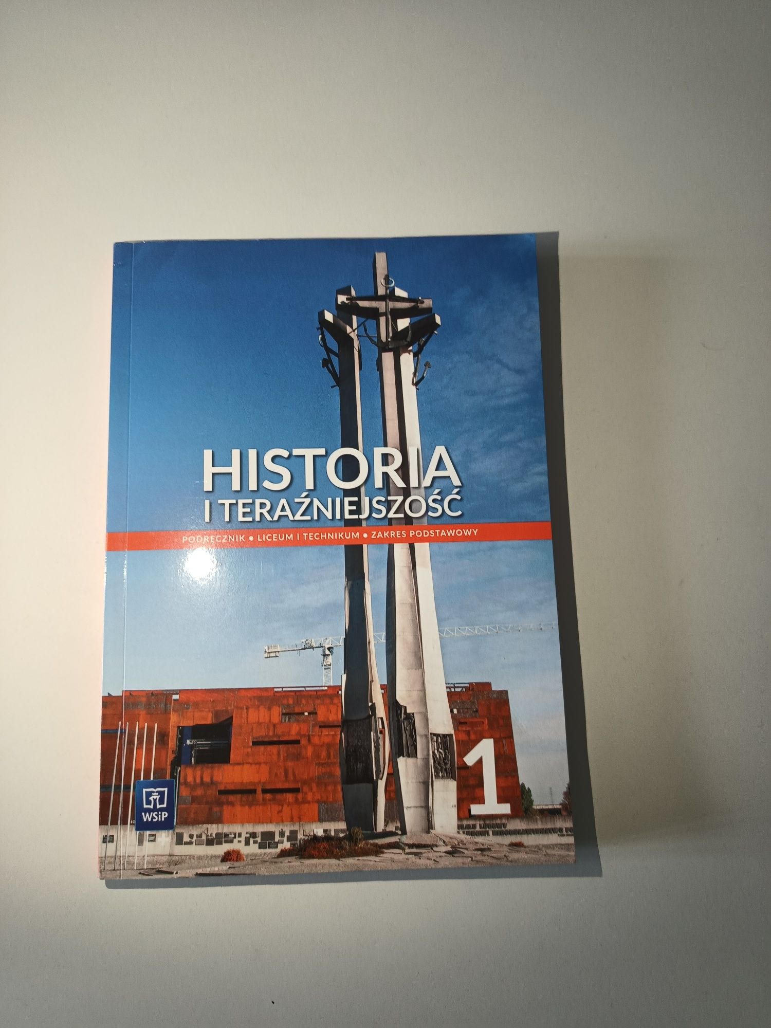 Historia i teraźniejszość