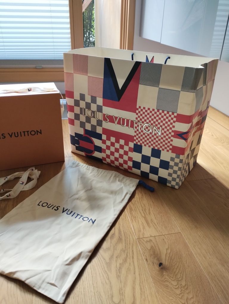 Opakowanie po zakupach Louis Vuitton pudełko torebka dustbag worek