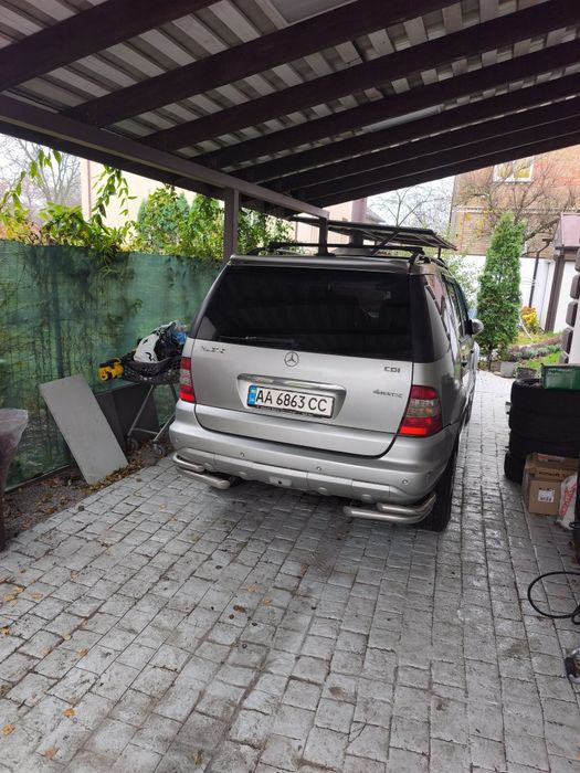 Мерседес Мл 270  2005