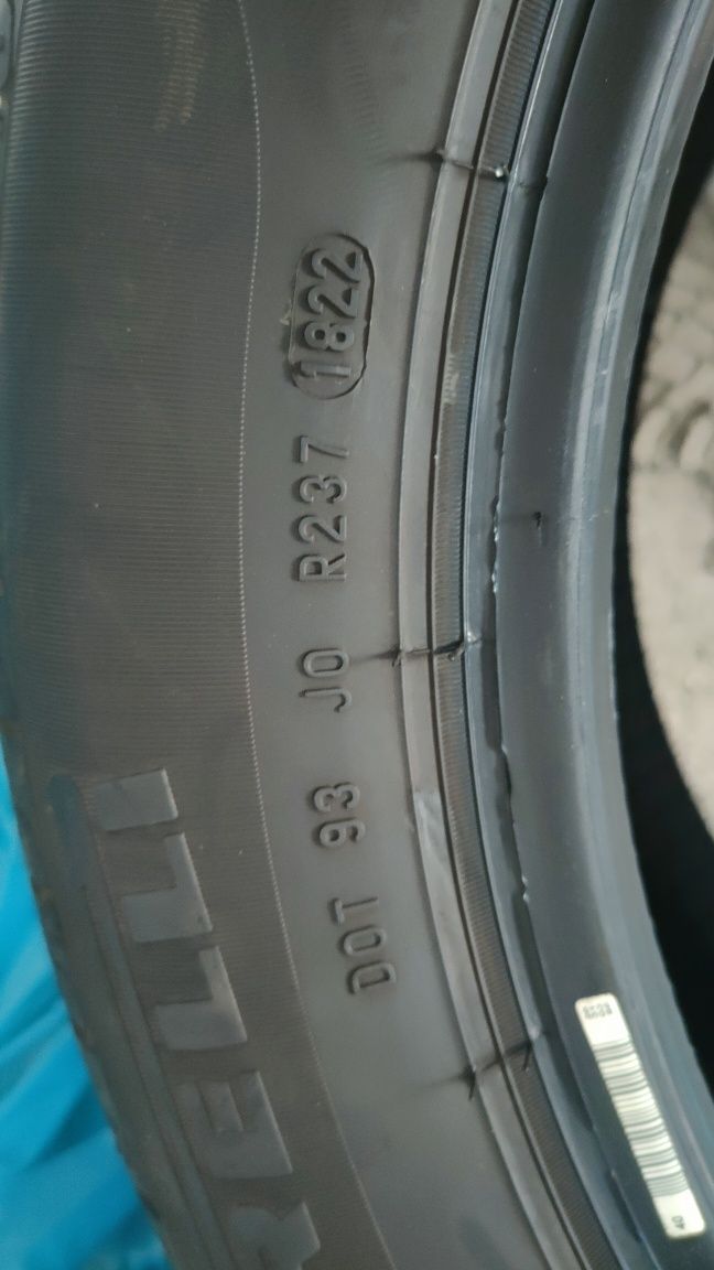 Opony 4szt. 215/55/17 Pirelli, zdjęte z nowego samochodu, ok. 1500km