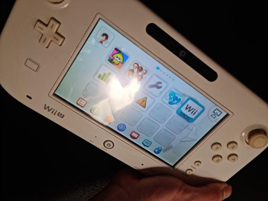 Konsola Wii U biała zestaw Gamepad okablowanie Rezerwacja