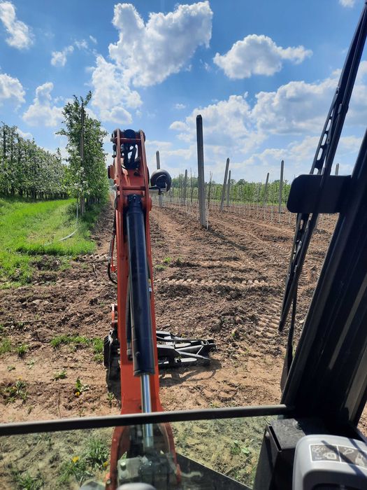 Wercenie ,pod slupy sadownicze ,wstawianie, melioracje,drenaże .