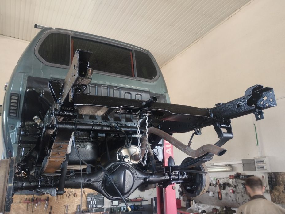 Антикорозійна обробка днища авто, зварювальні роботи.