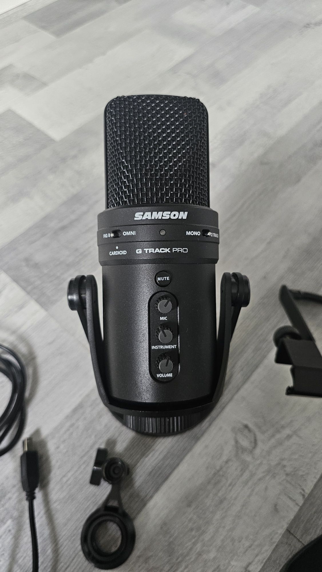 Samson GTRACK PRO USB - Stan idealny mikrofon pojemnościowy