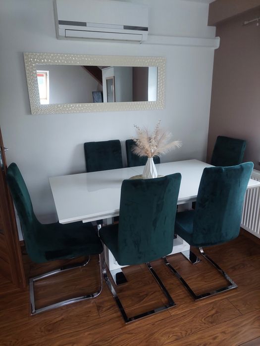 Stół biały połysk Agata meble 90x 160/220 +6 krzeseł