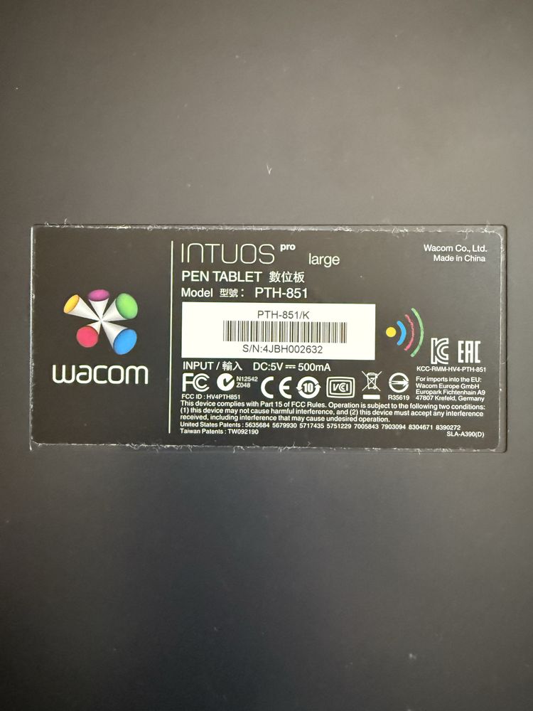 Wacom Intuos Pro L (PTH-851) + Caneta – Como Novo