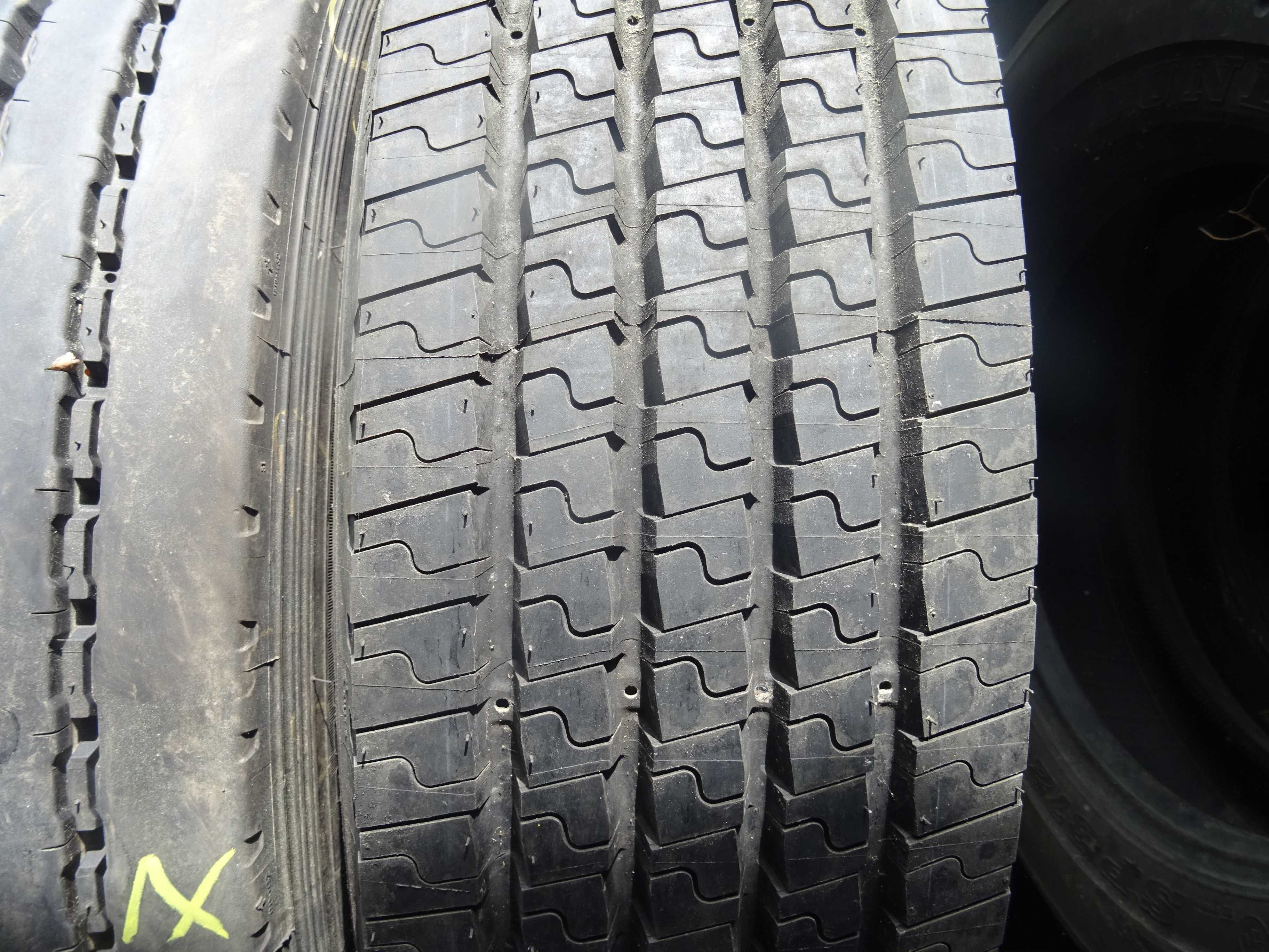 Opona 275/70R22.5 Michelin XZE2