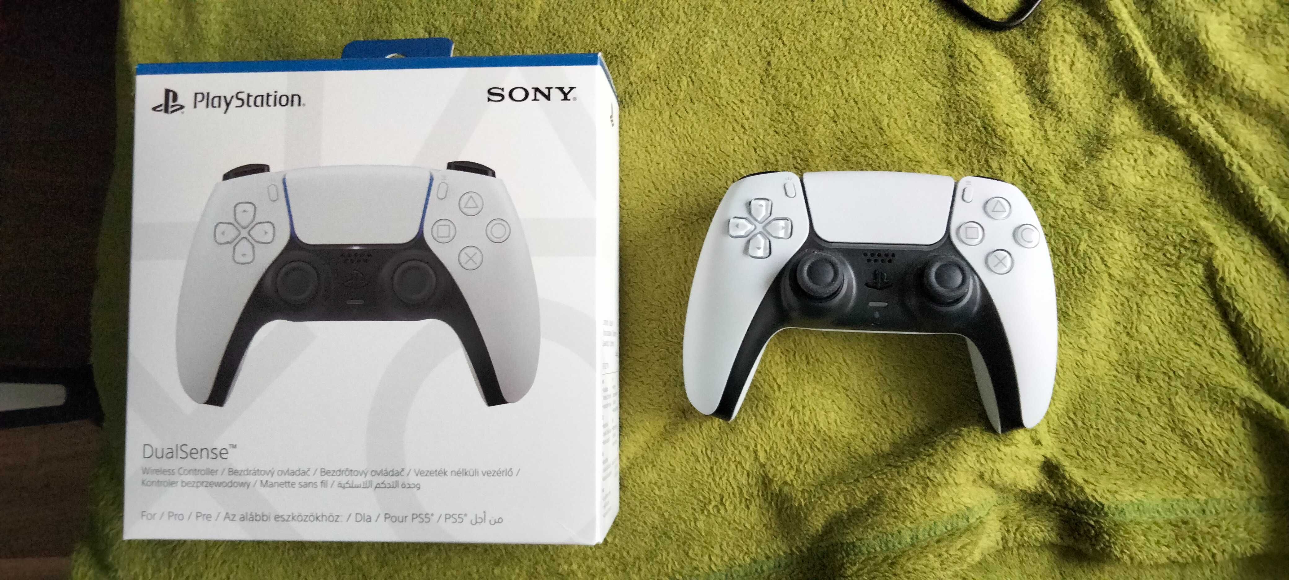 2 Pady do PS5 i ładowarka w orginalnych opakowaniach