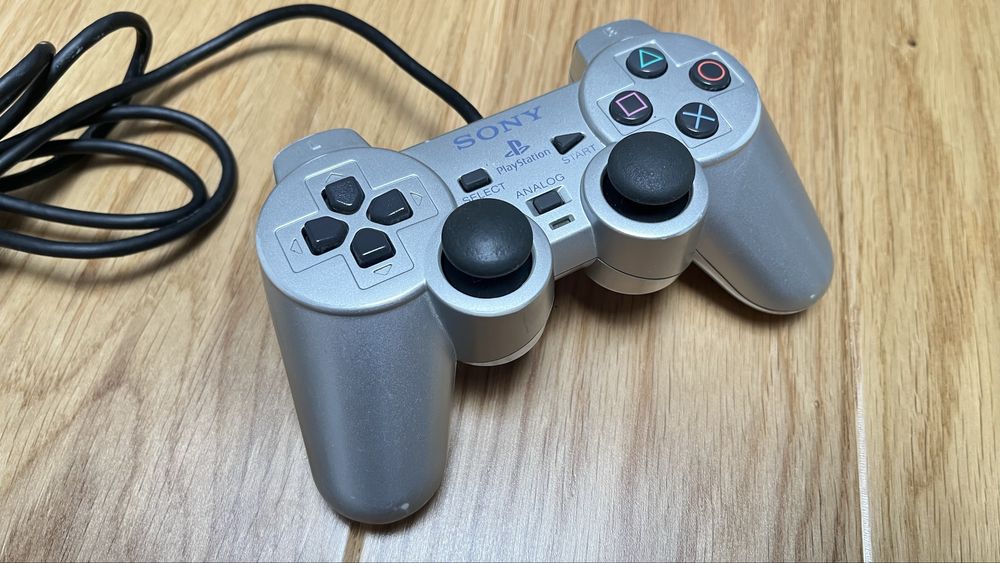 DualShock 2 Srebrny oryginalny pad PS2