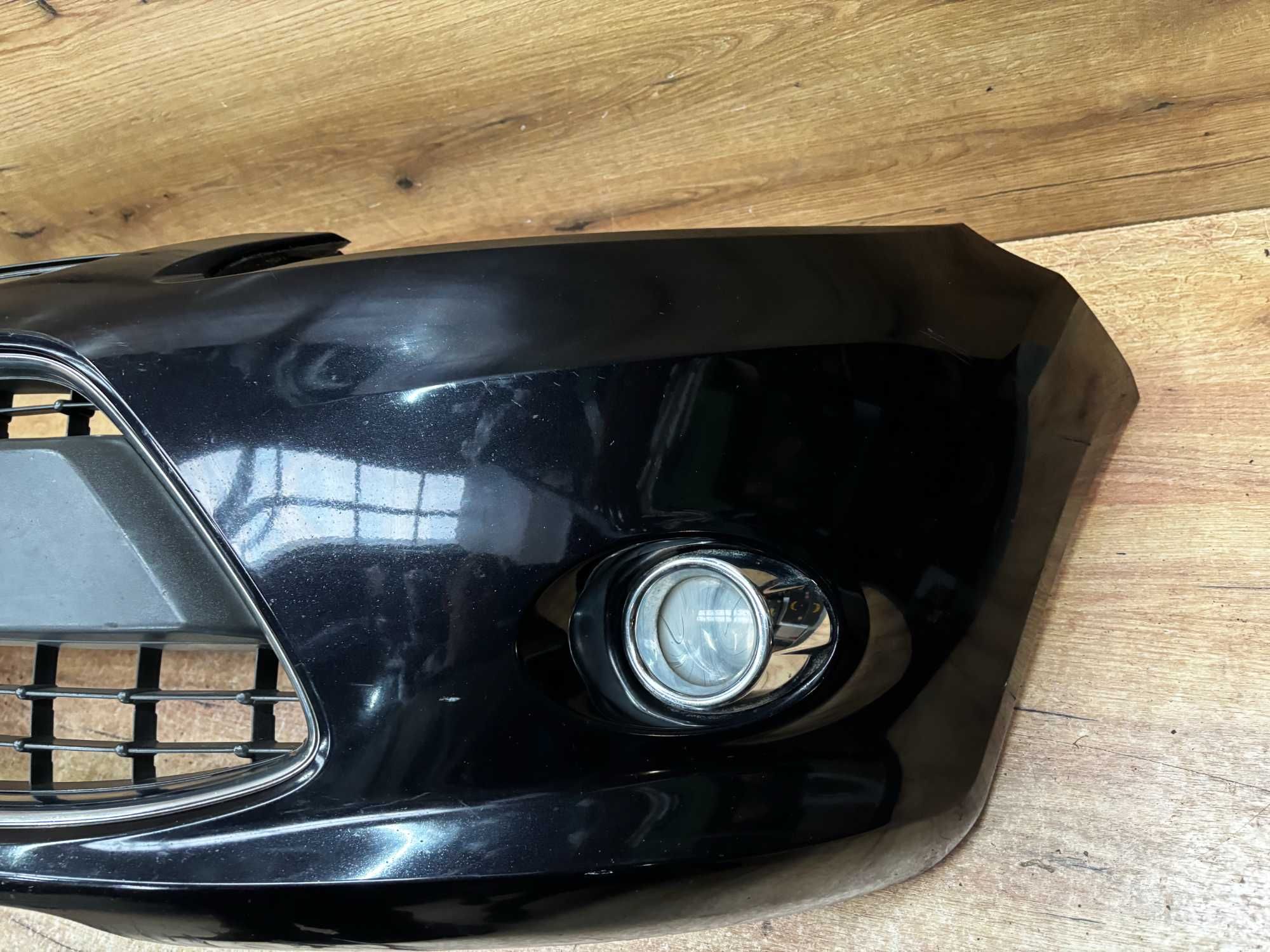 Zderzak przedni Ford Fiesta Mk7 kolor d9